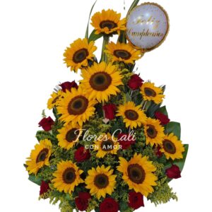 Arreglo de Cumpleaños con Girasoles y Rosas 06