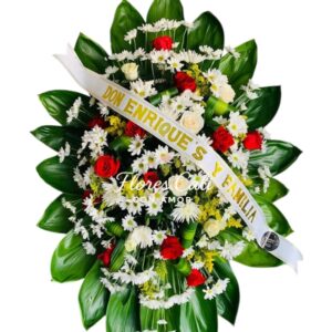 Arreglo fúnebre con rosas rojas y margaritas blancas 21